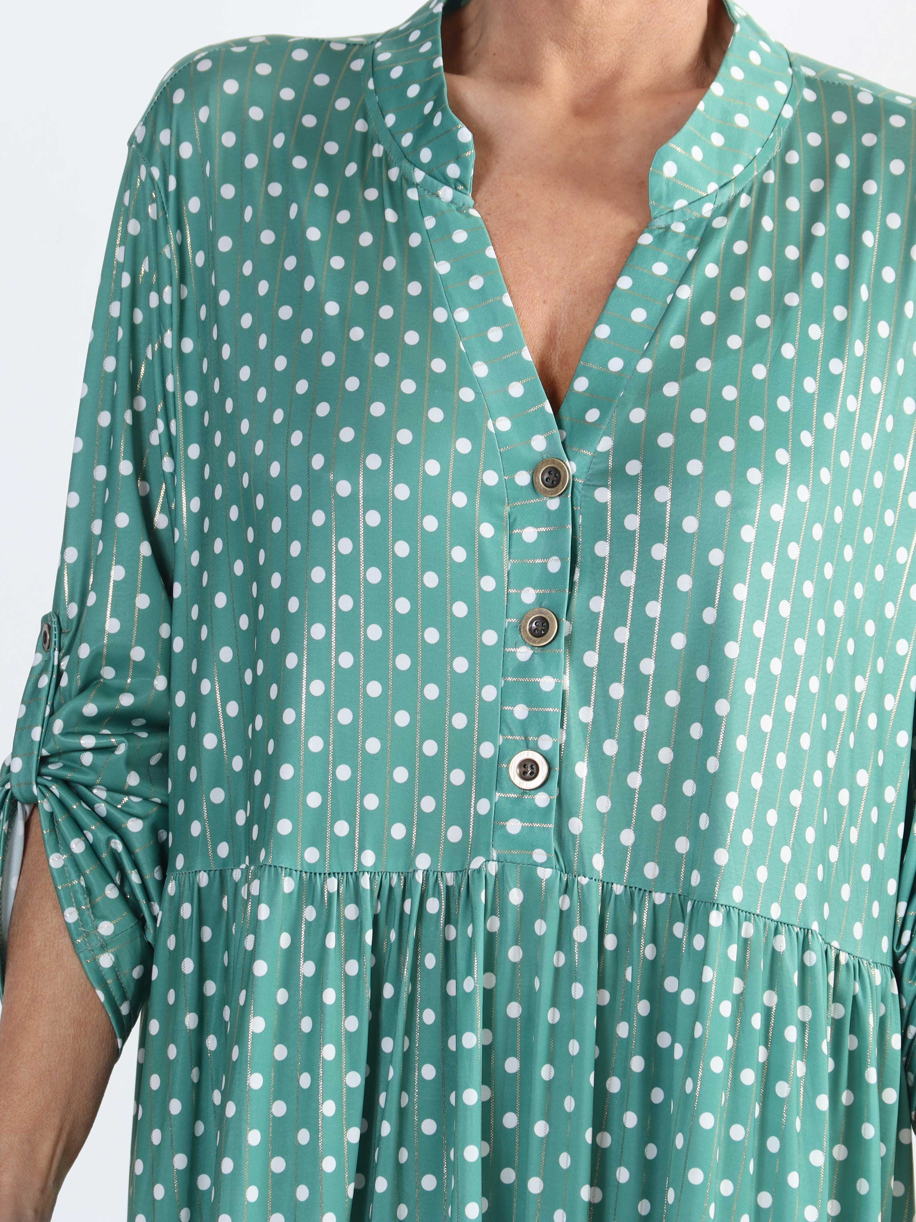 Milano Dot - Lång plus size-klänning med prickar och lager-på-lager-look